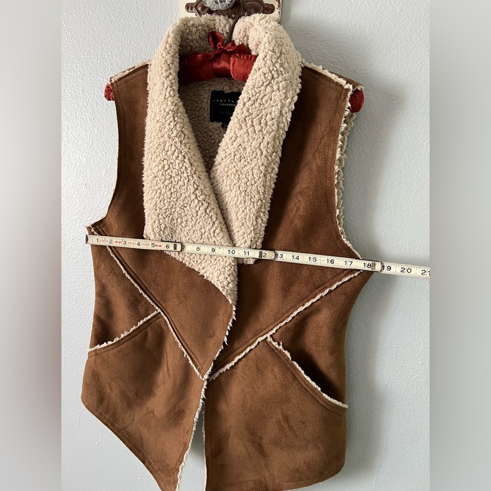 ✨SOLD✨ Anthropologie Sanctuary Faux Suede and Sherpa Fleece Vest In Tan Brown M - Picture 7 of 9